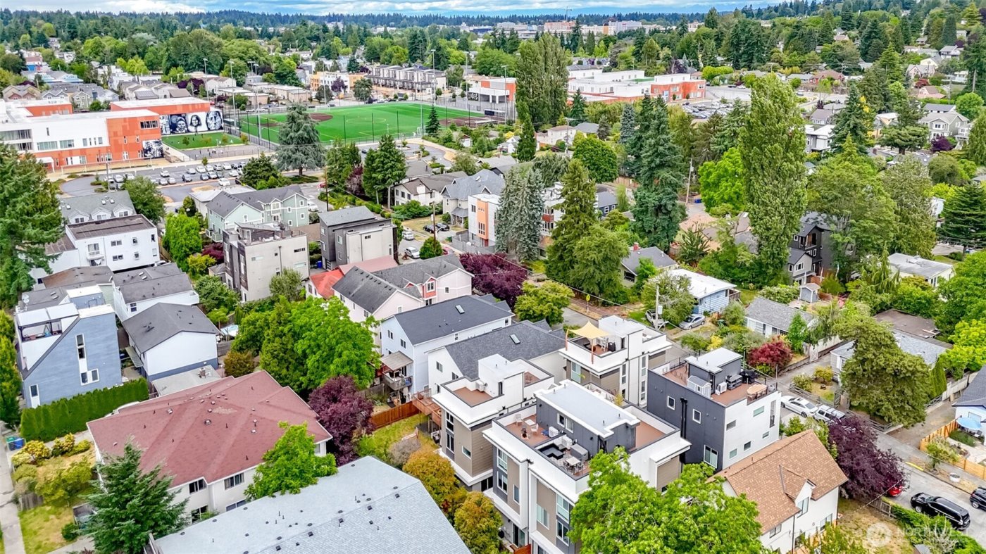 8811 Interlake Avenue N #A, Seattle, WA 98103