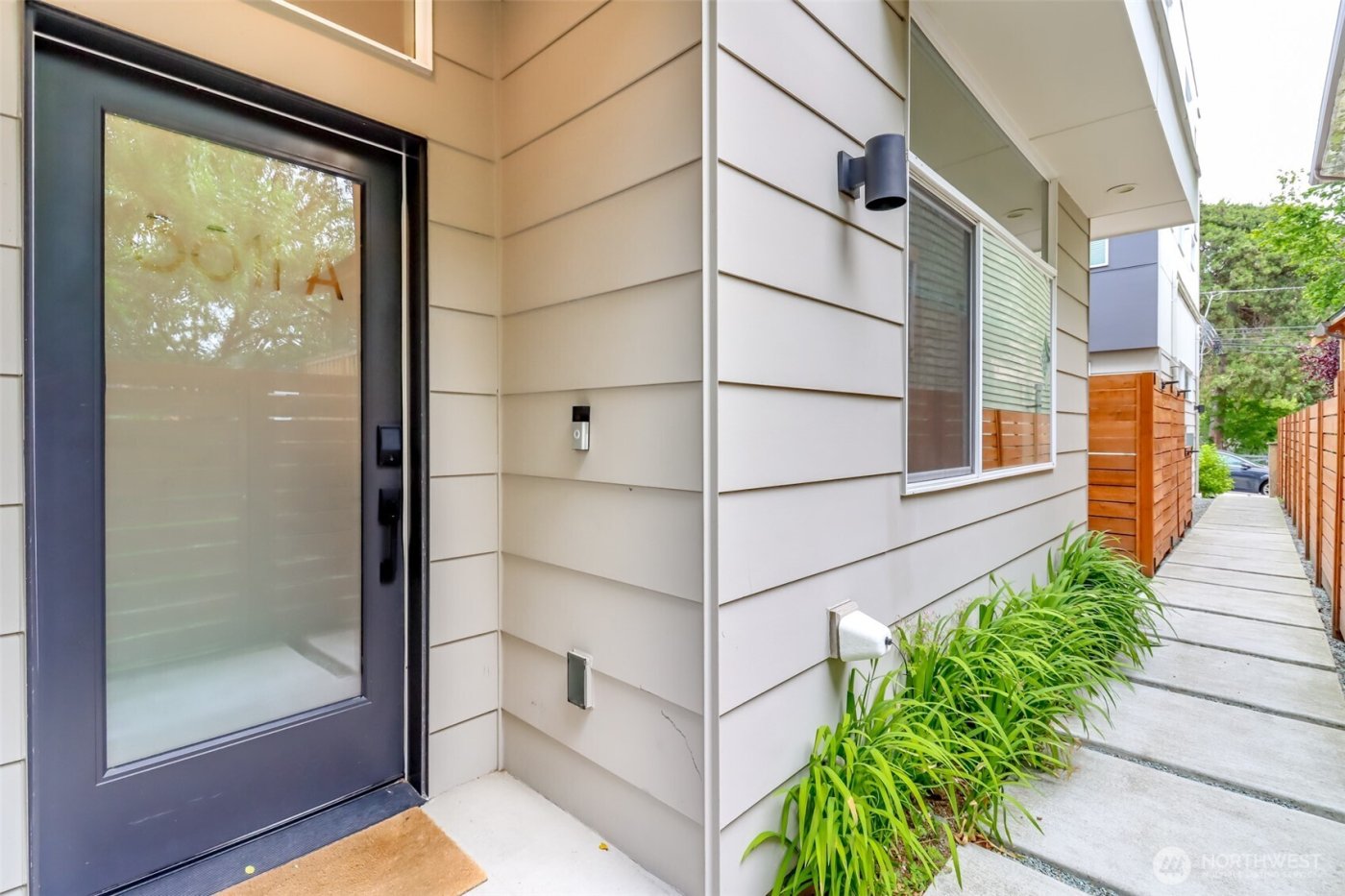 8811 Interlake Avenue N #A, Seattle, WA 98103