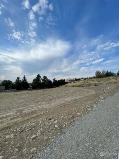 16 Parks Drive , Okanogan, WA 98840-0000