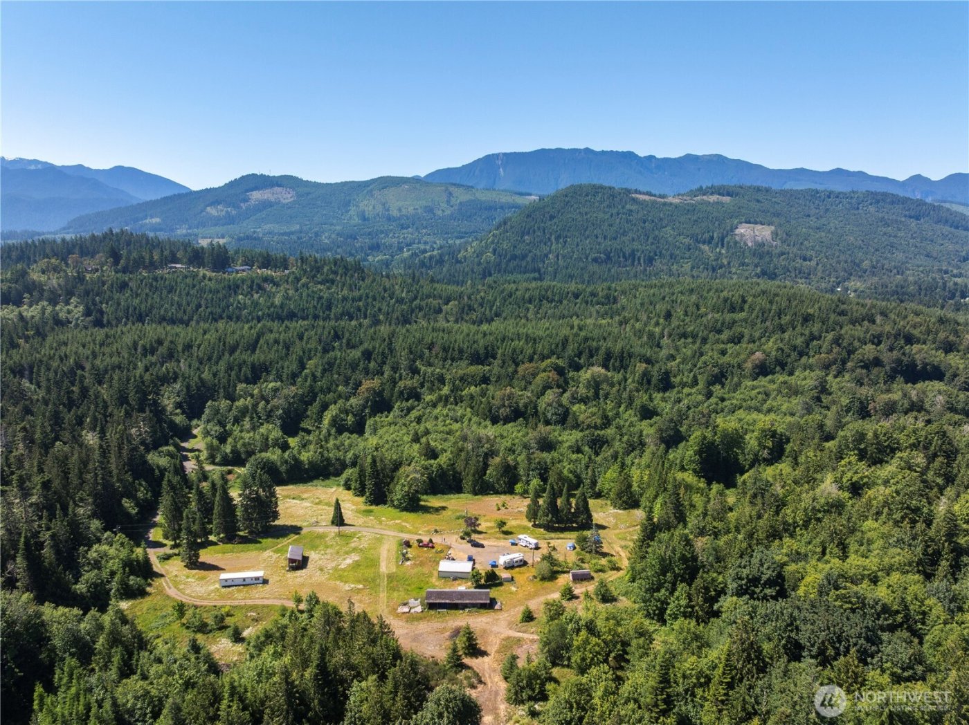 1048 Peters Road , Port Angeles, WA 98363