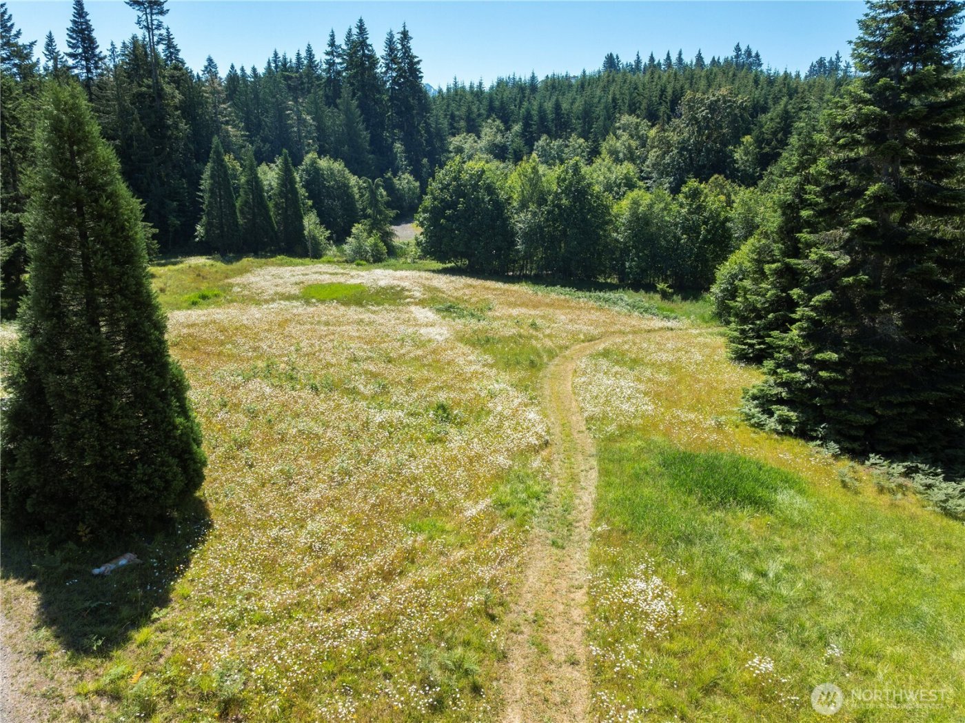 1048 Peters Road , Port Angeles, WA 98363