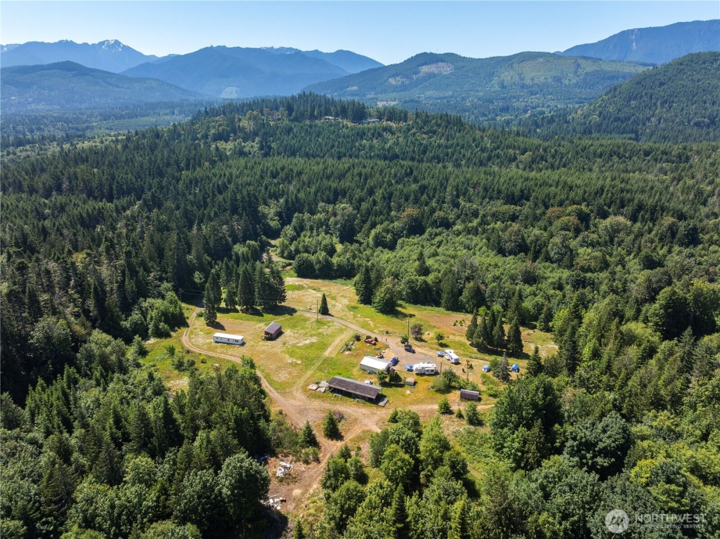 1048 Peters Road , Port Angeles, WA 98363