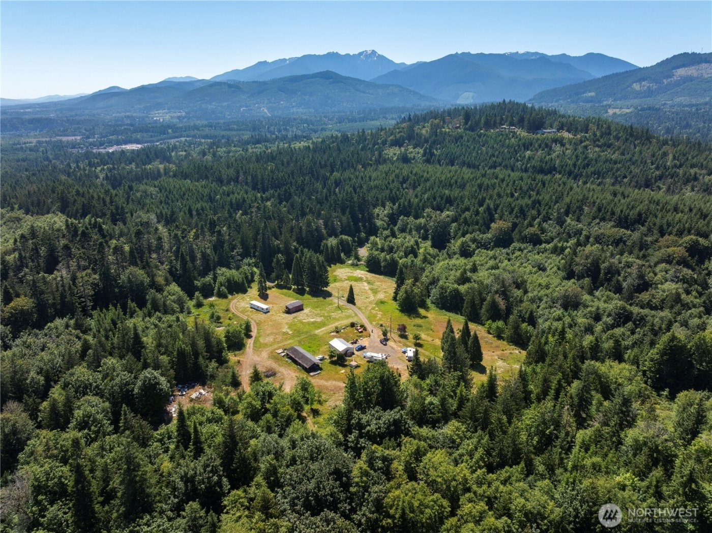 1048 Peters Road , Port Angeles, WA 98363