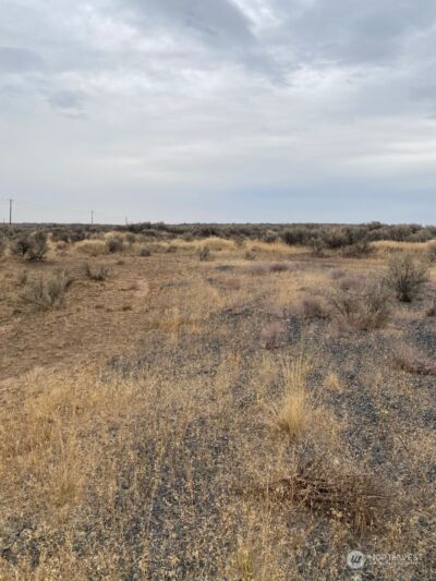 4915 W Coyote Trail , Ephrata, WA 98823 - Photo 2