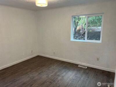 1663 Harrison Avenue SE, Port Orchard, WA 98366 - Photo 18