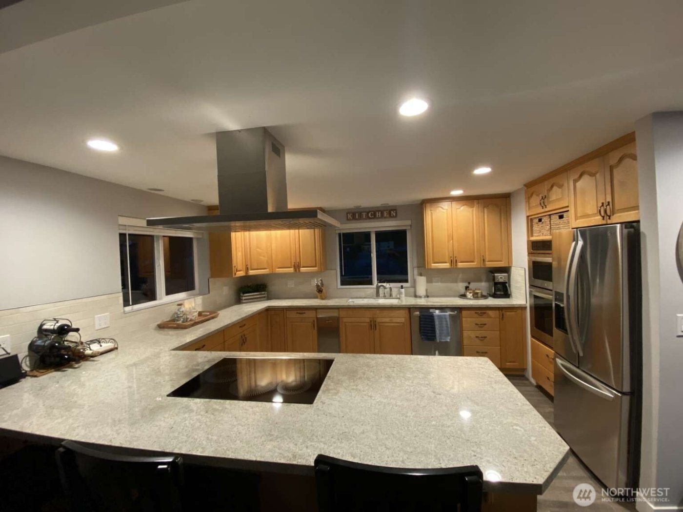 242 W Bluff Drive , Port Angeles, WA 98362