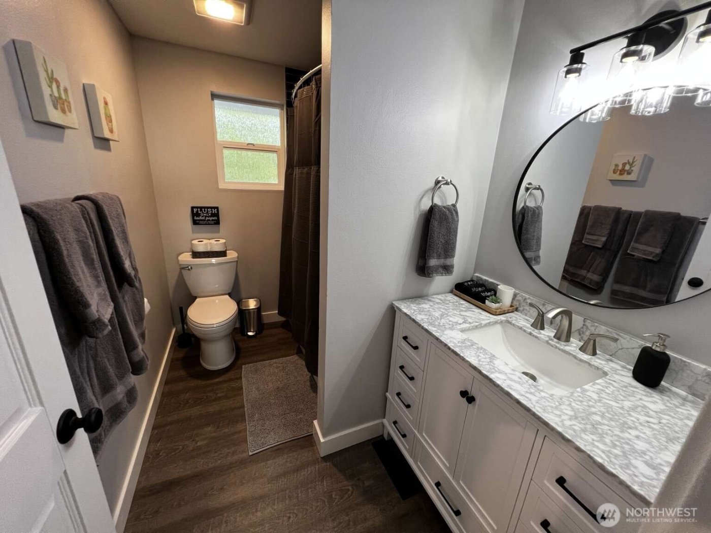 242 W Bluff Drive , Port Angeles, WA 98362