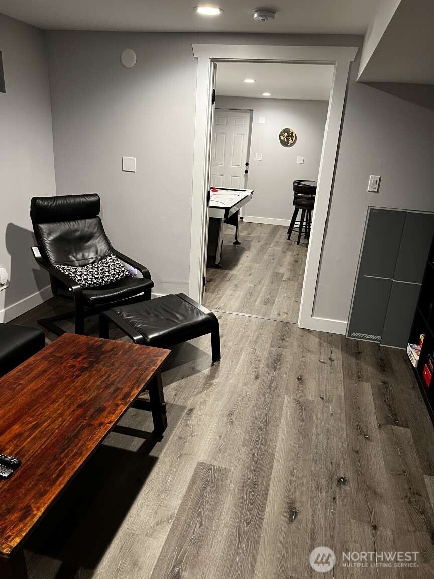 242 W Bluff Drive , Port Angeles, WA 98362