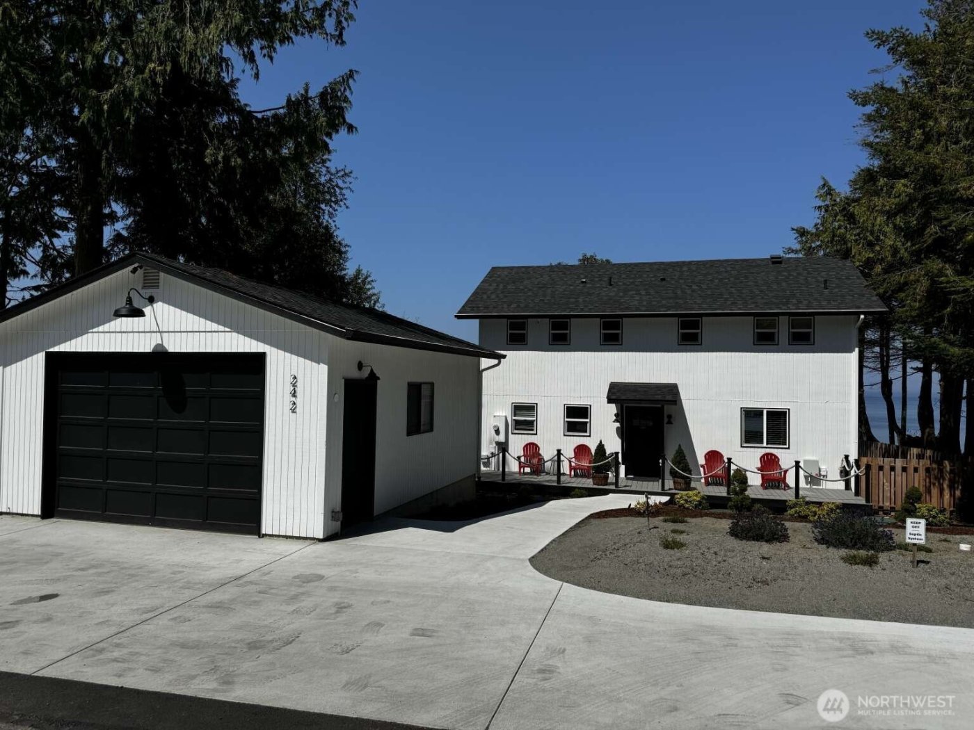 242 W Bluff Drive , Port Angeles, WA 98362