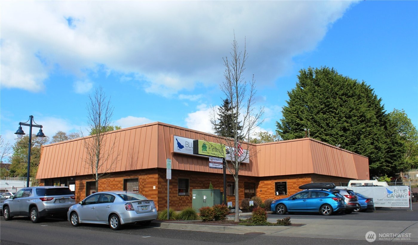 706 Pacific Avenue , Bremerton, WA 98337