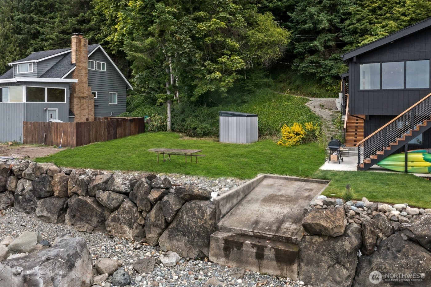 26409 7th Avenue S, Des Moines, WA 98198