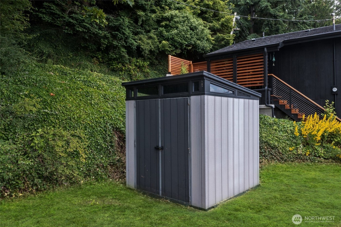 26409 7th Avenue S, Des Moines, WA 98198