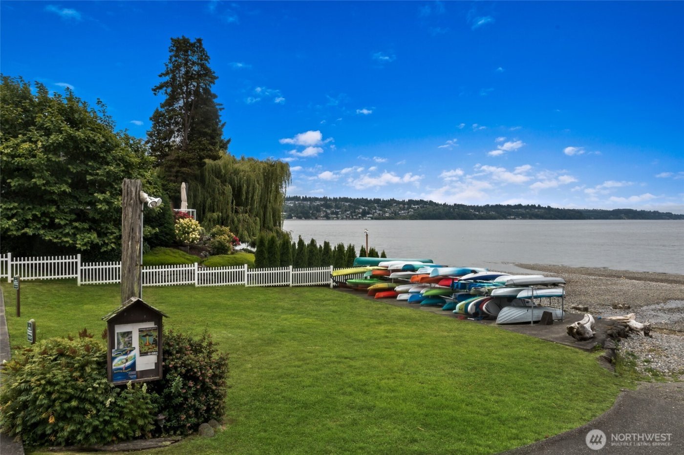 26409 7th Avenue S, Des Moines, WA 98198