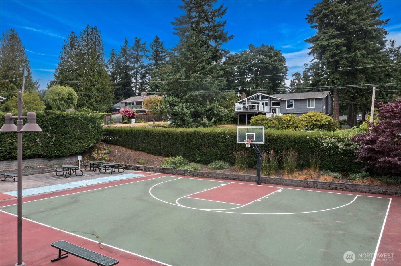 26409 7th Avenue S, Des Moines, WA 98198