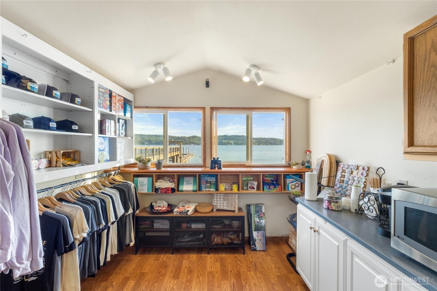 15781 NE North Shore Road , Tahuya, WA 98588