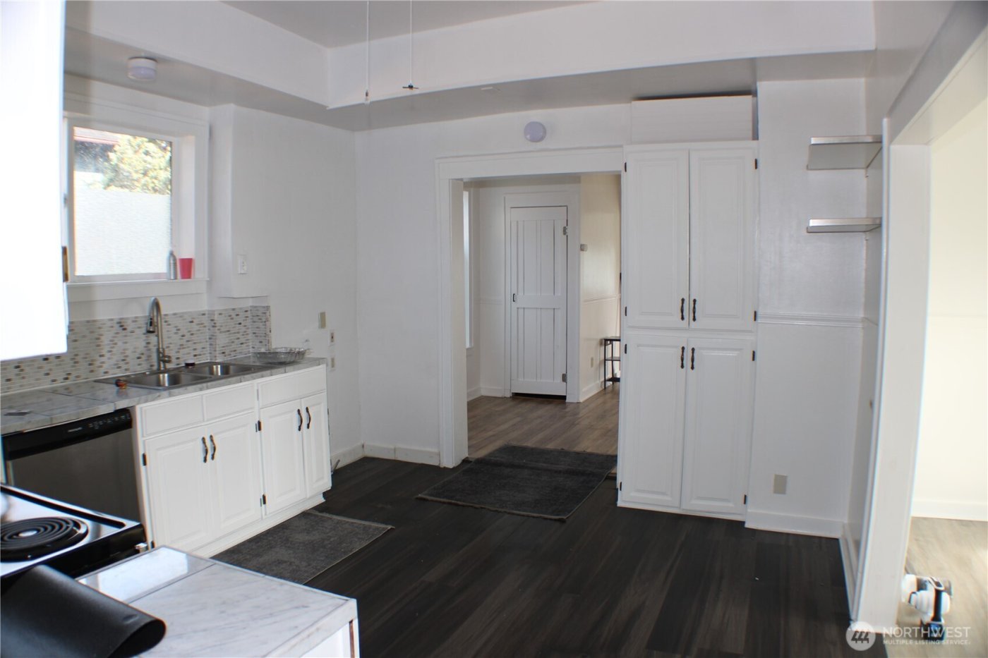 1224 4th St , Cosmopolis, WA 98537