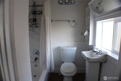 1224 4th St , Cosmopolis, WA 98537 - Photo 18