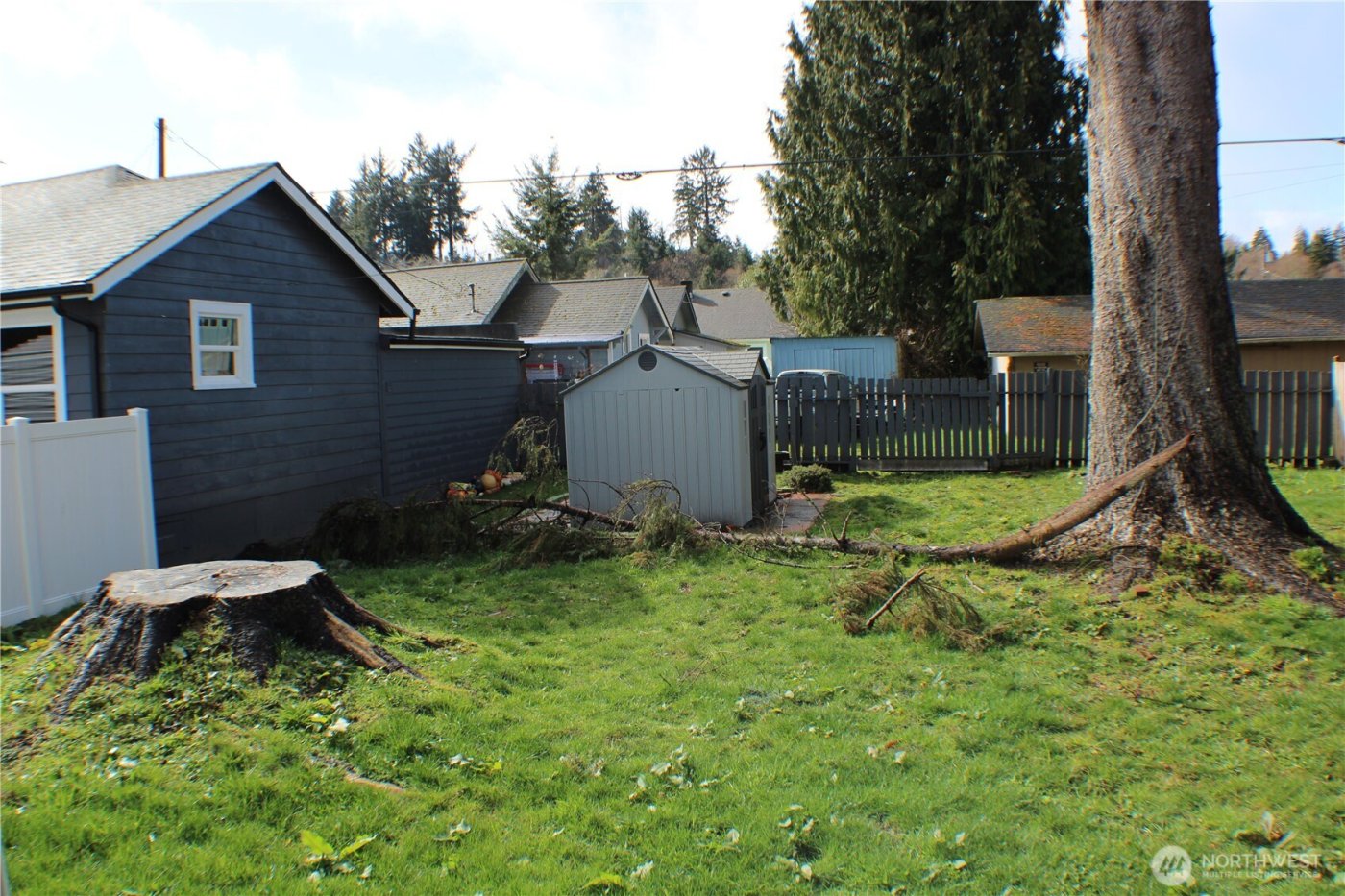 1224 4th St , Cosmopolis, WA 98537