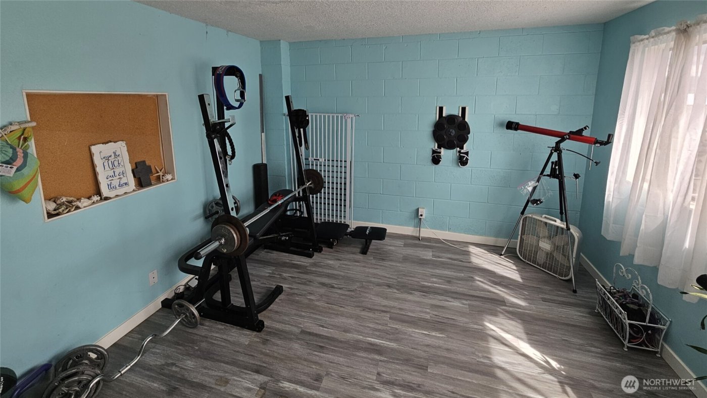 537 14th Avenue , Longview, WA 98632