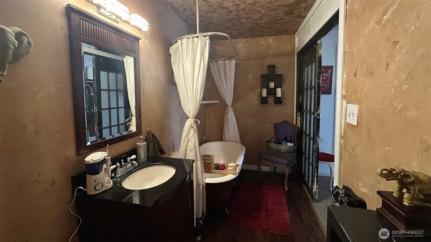 537 14th Avenue , Longview, WA 98632