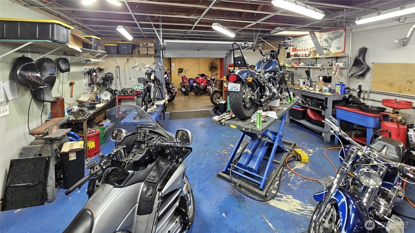 537 14th Avenue , Longview, WA 98632