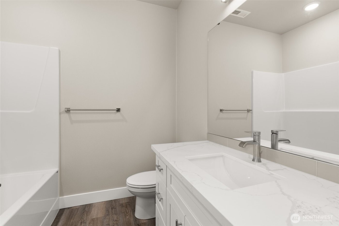 2103 Hawks View Lane , Winlock, WA 98596