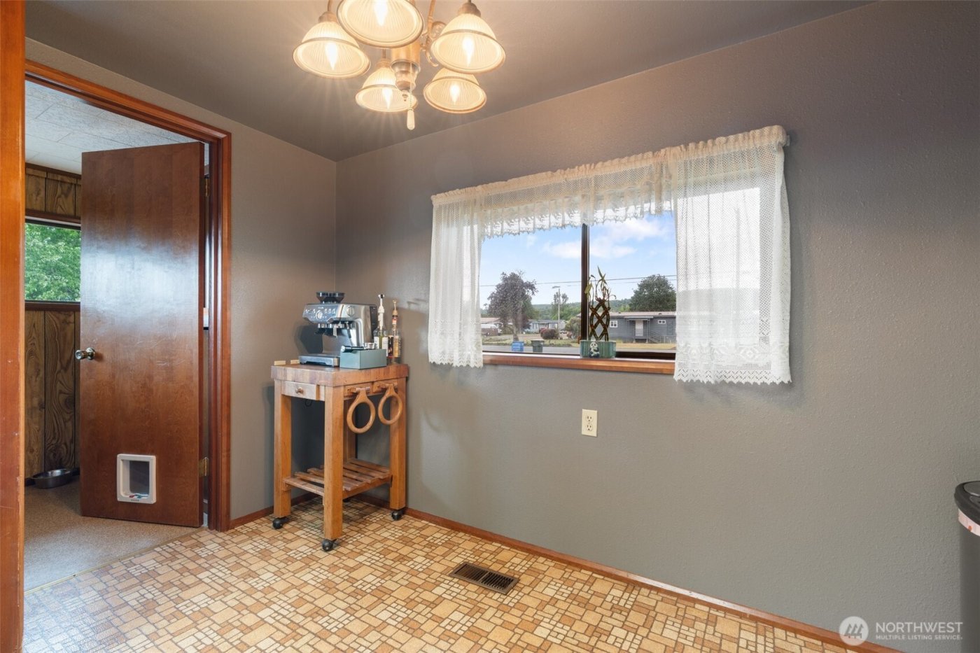 3507 Harrison Avenue , Centralia, WA 98531