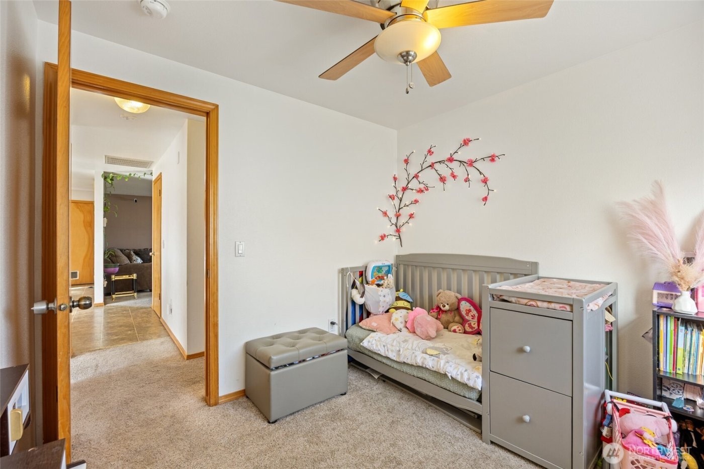 1215 Lowry St , Moses Lake, WA 98837