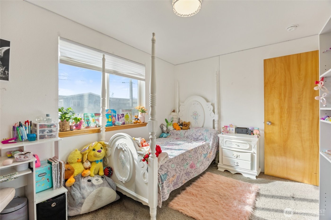 1215 Lowry St , Moses Lake, WA 98837