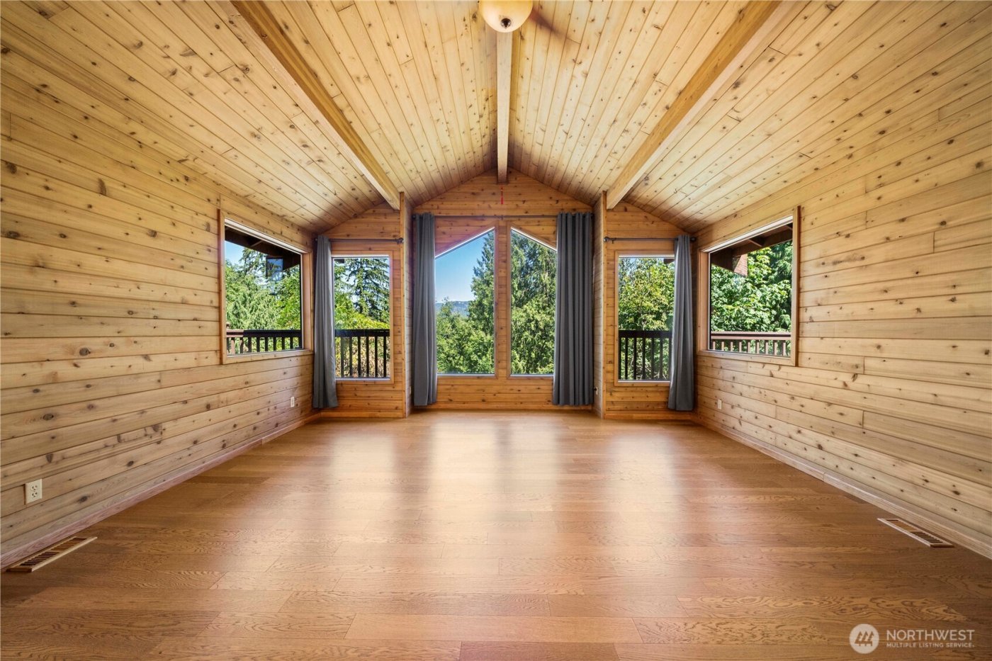 37902 278th Avenue SE, Enumclaw, WA 98022