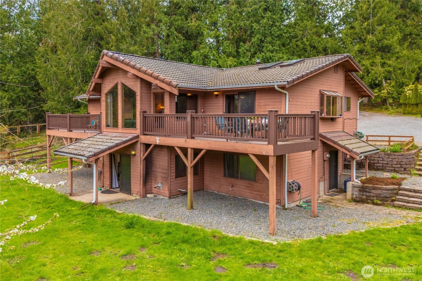 37902 278th Avenue SE, Enumclaw, WA 98022