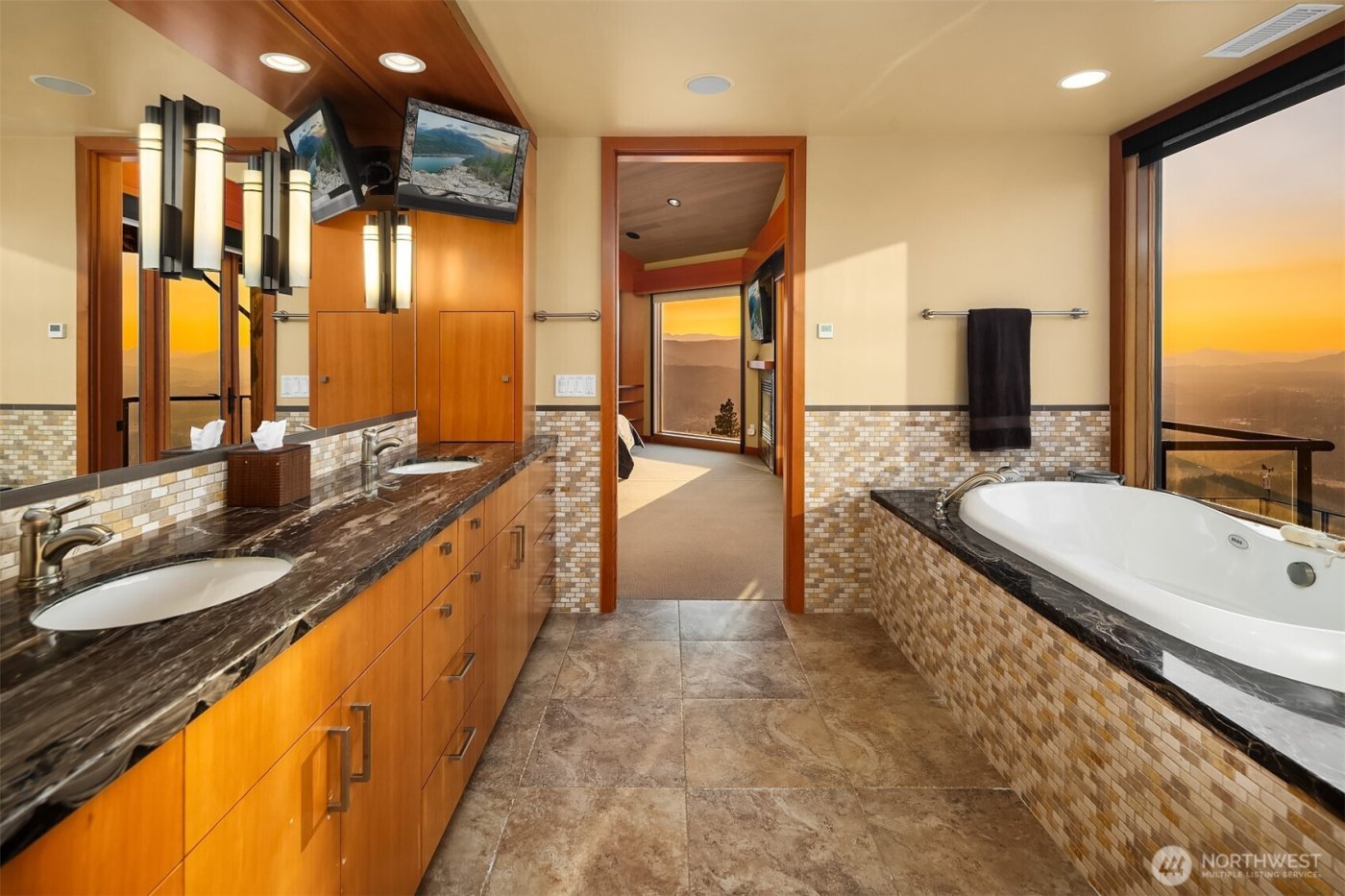 3653 Hart Road , Cle Elum, WA 98922-8332