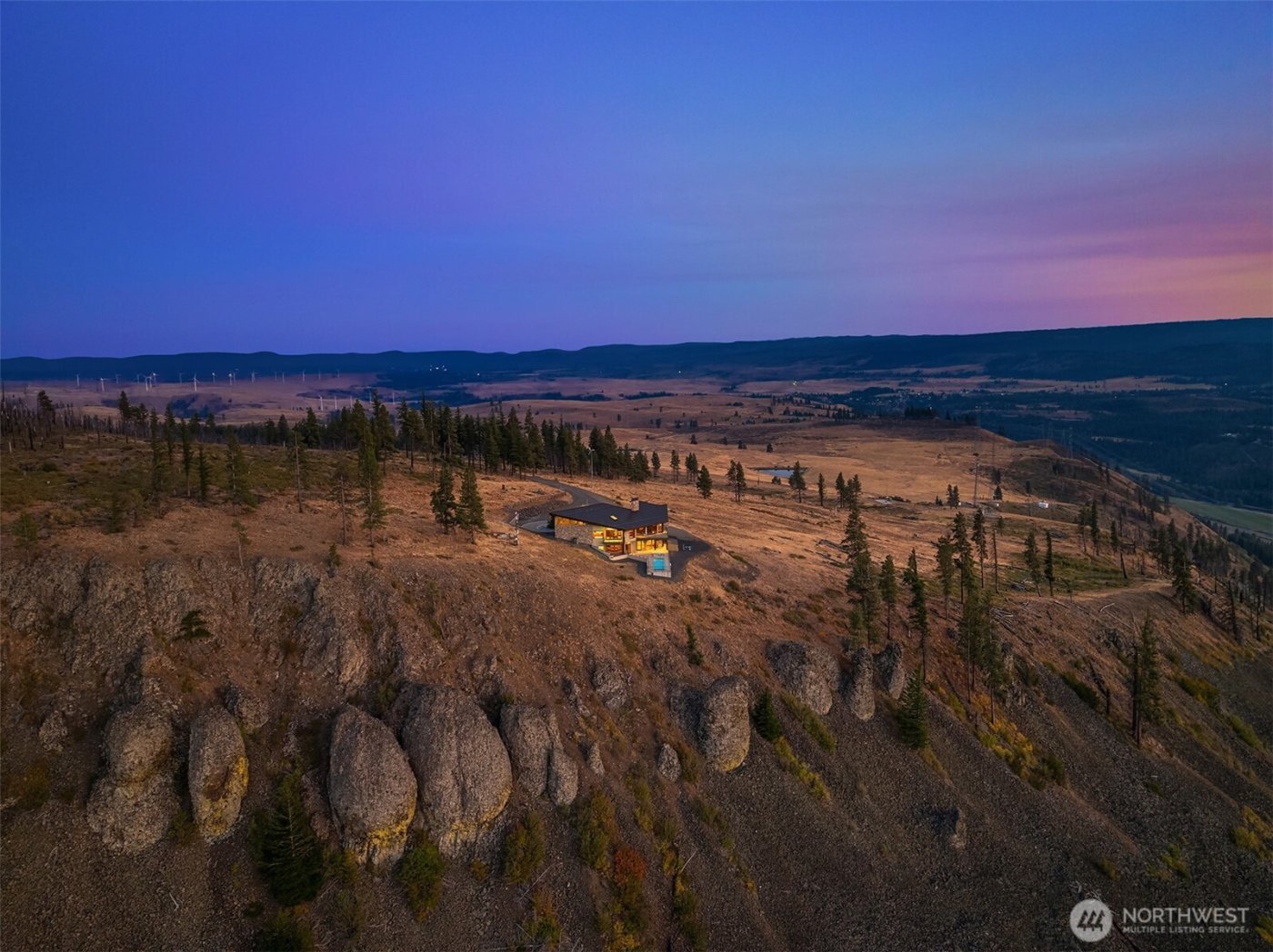 3653 Hart Road , Cle Elum, WA 98922-8332