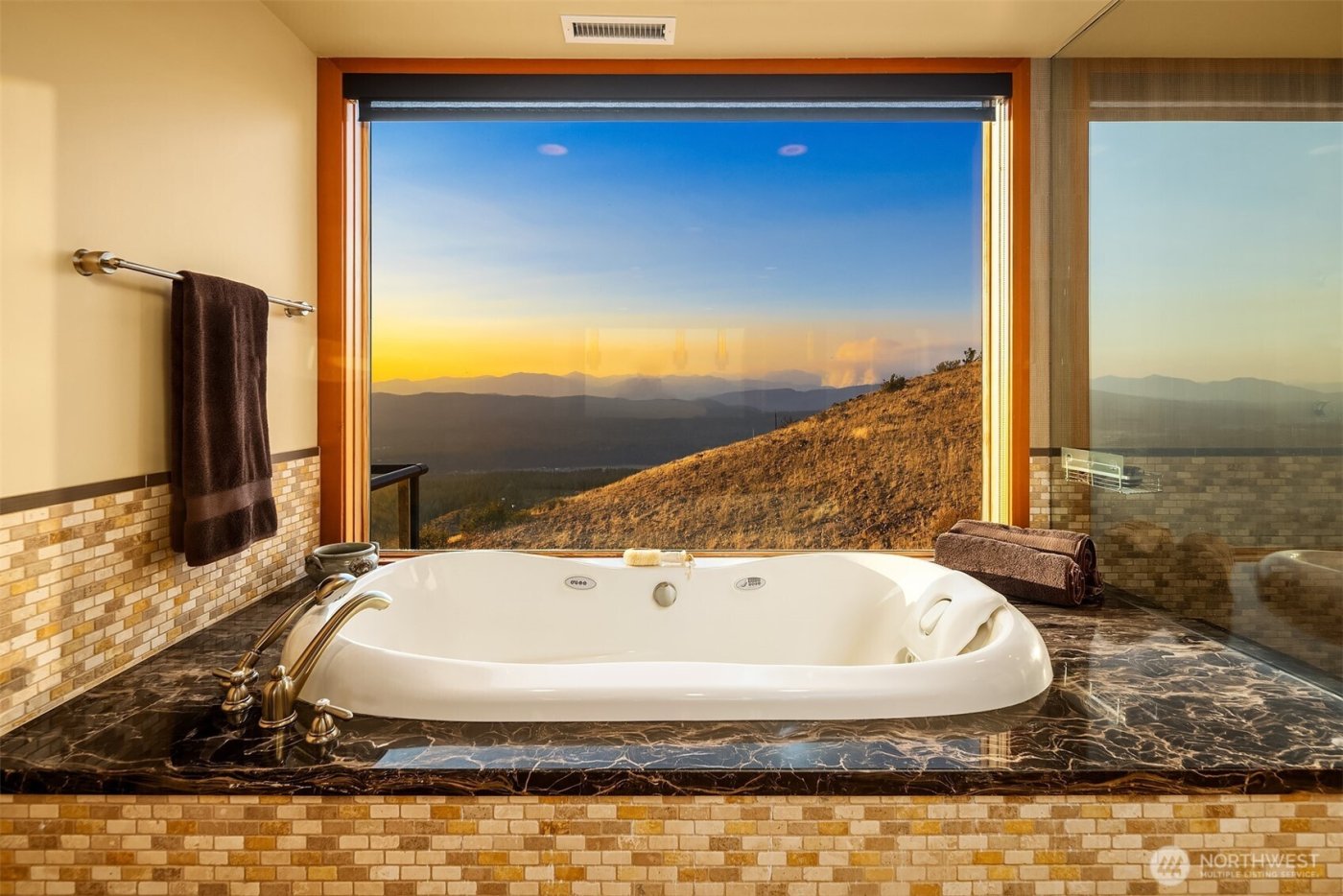 3653 Hart Road , Cle Elum, WA 98922-8332