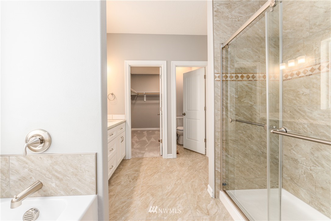 482 Sunny Brooke Lane , Chelan, WA 98816