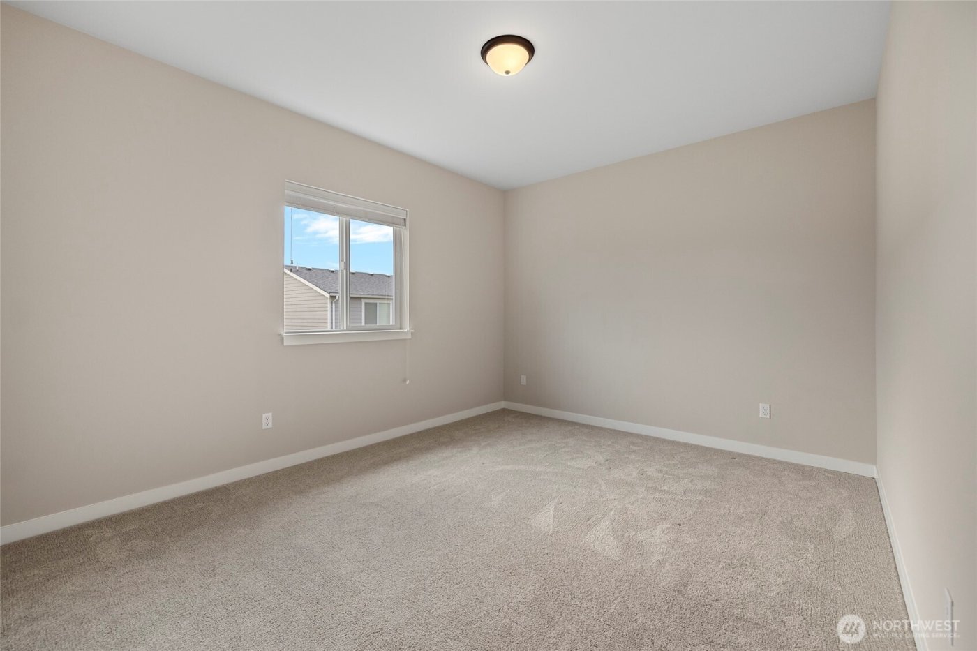 122 N Trail Road , Sedro Woolley, WA 98284