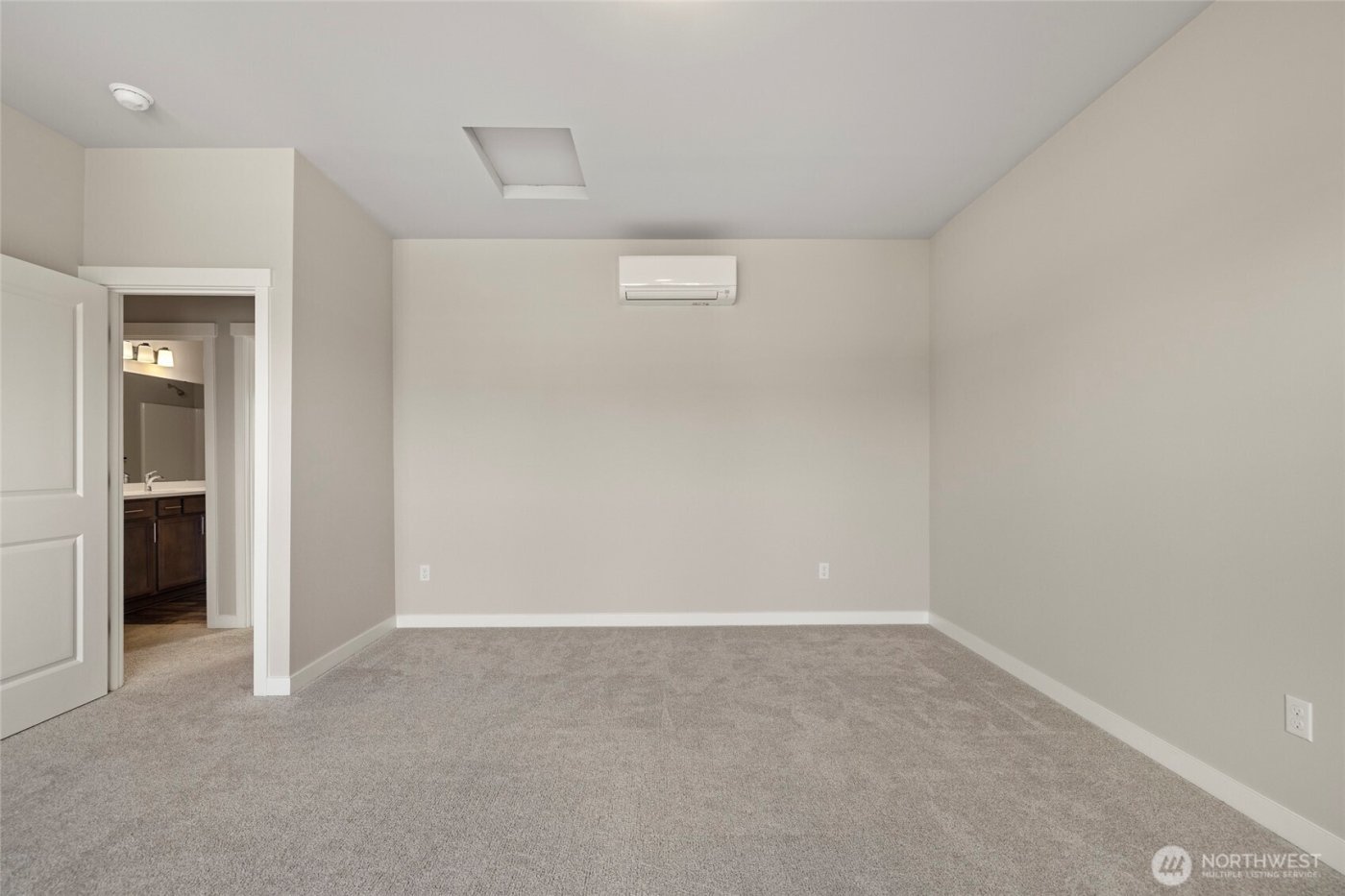 122 N Trail Road , Sedro Woolley, WA 98284