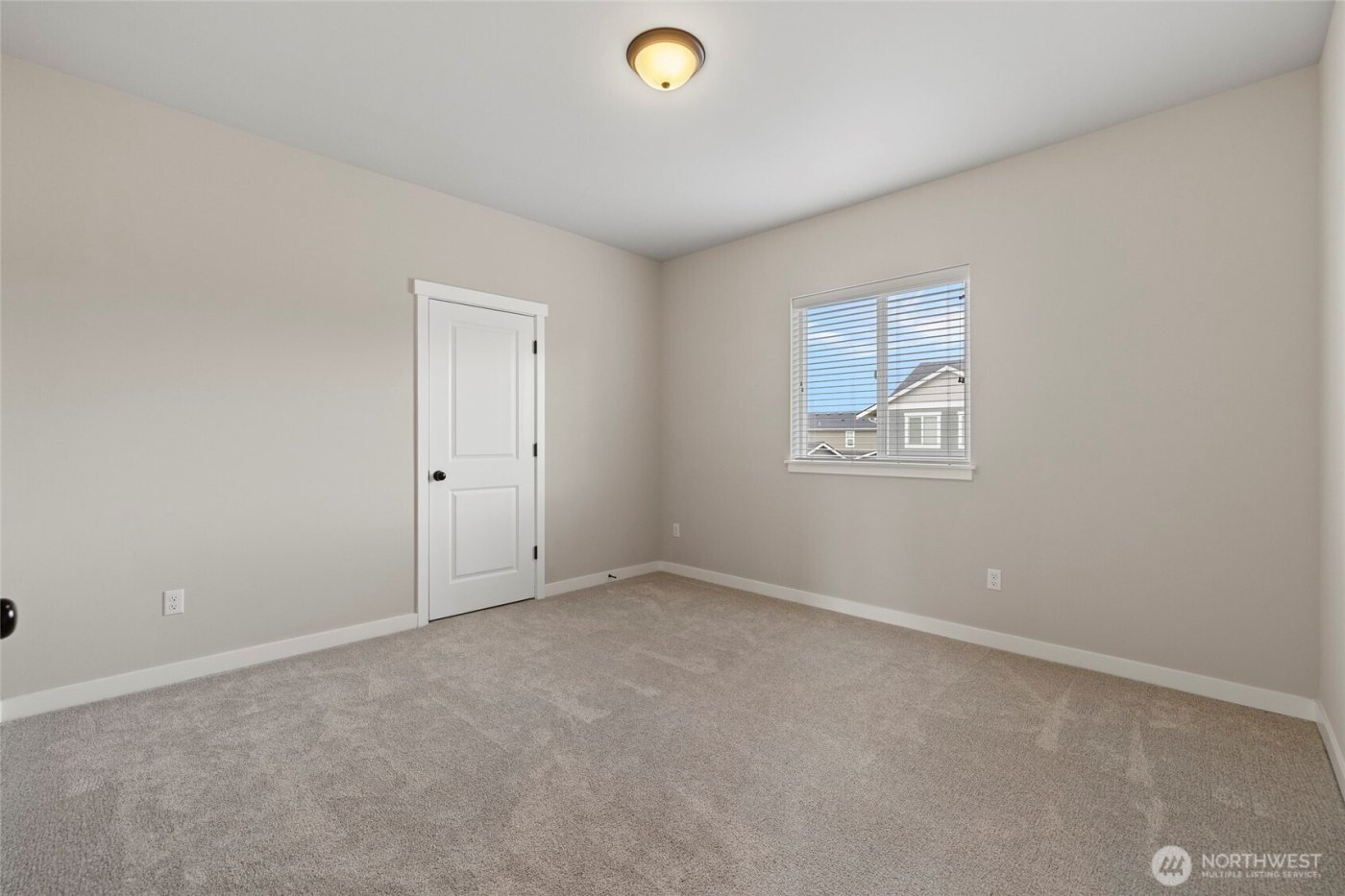 122 N Trail Road , Sedro Woolley, WA 98284