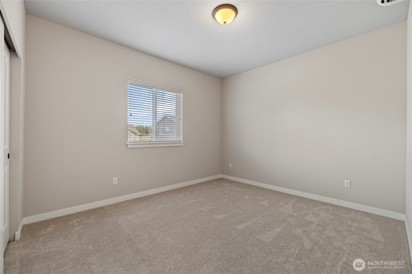 122 N Trail Road , Sedro Woolley, WA 98284