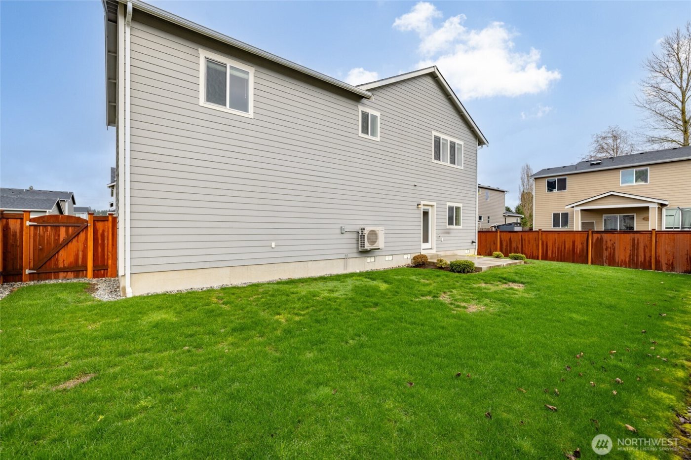 122 N Trail Road , Sedro Woolley, WA 98284