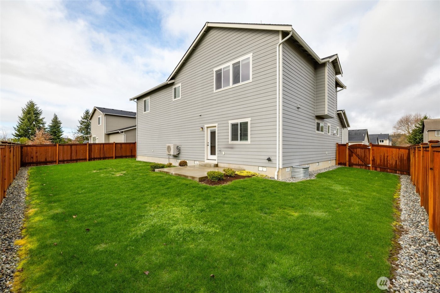 122 N Trail Road , Sedro Woolley, WA 98284