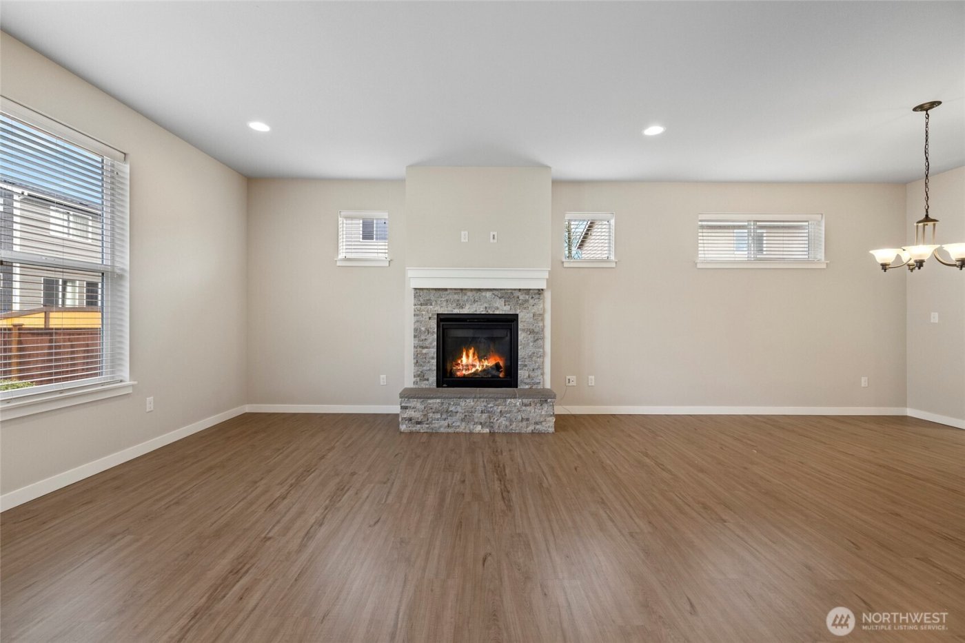 122 N Trail Road , Sedro Woolley, WA 98284