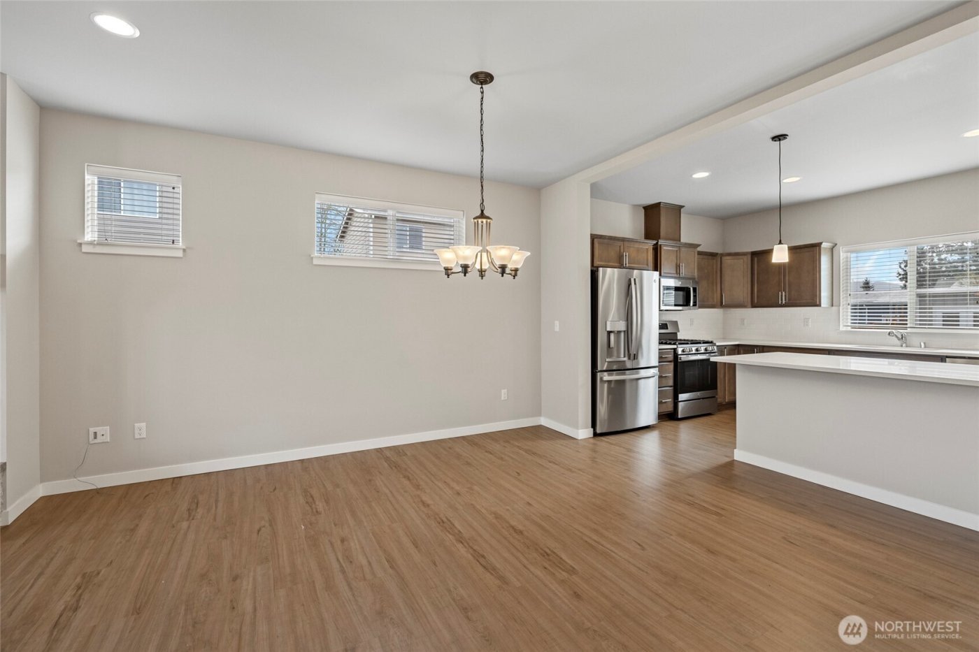 122 N Trail Road , Sedro Woolley, WA 98284