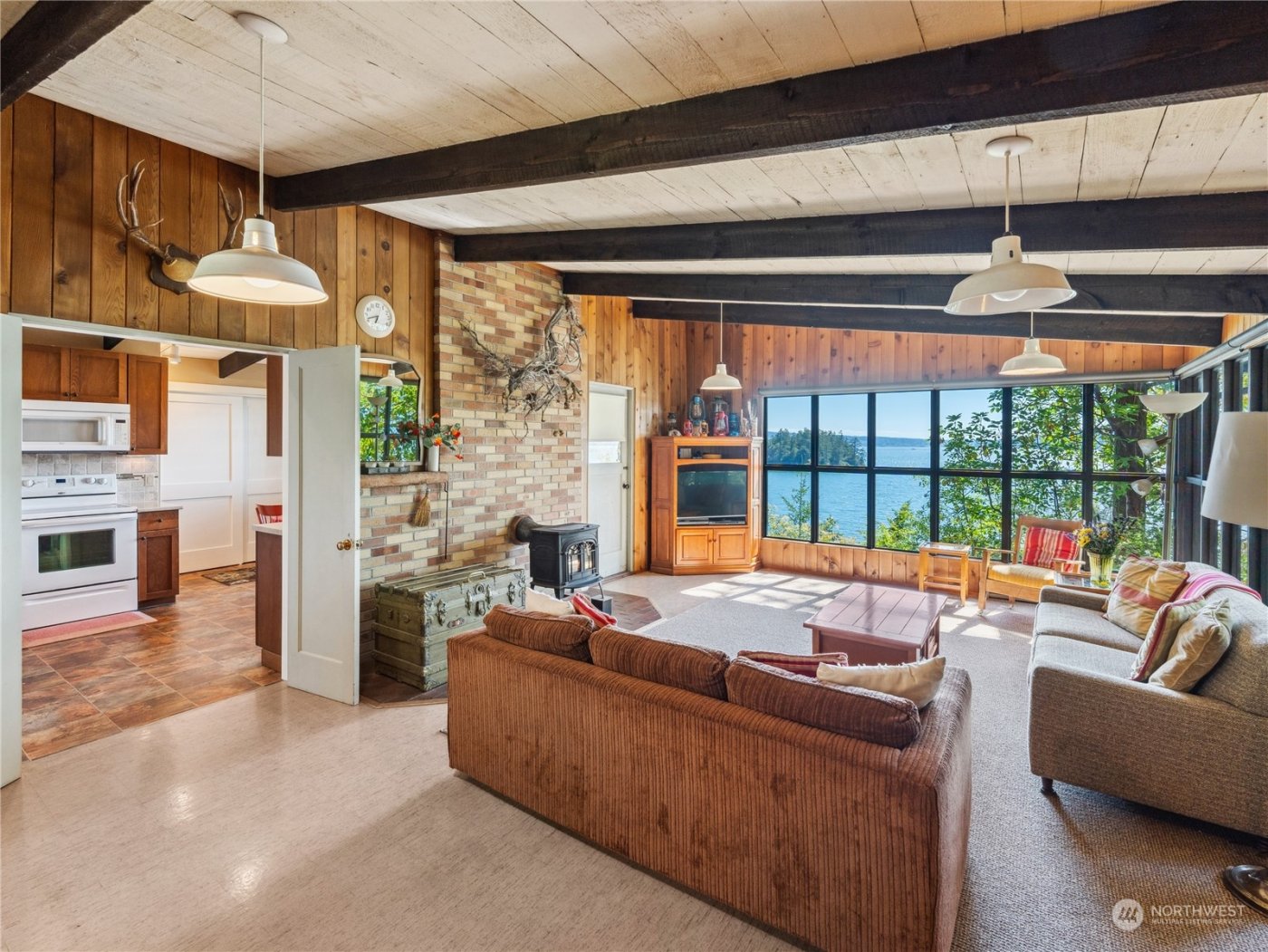 9758 Golden View Trail , La Conner, WA 98257-9341