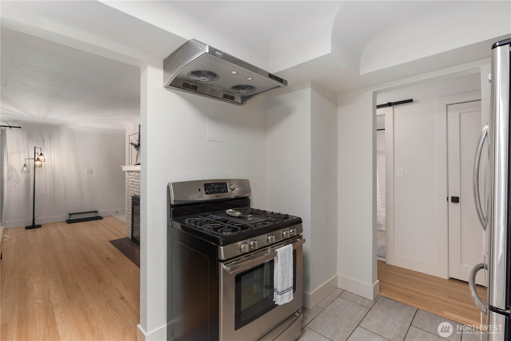 8731 13th Avenue NW, Seattle, WA 98117