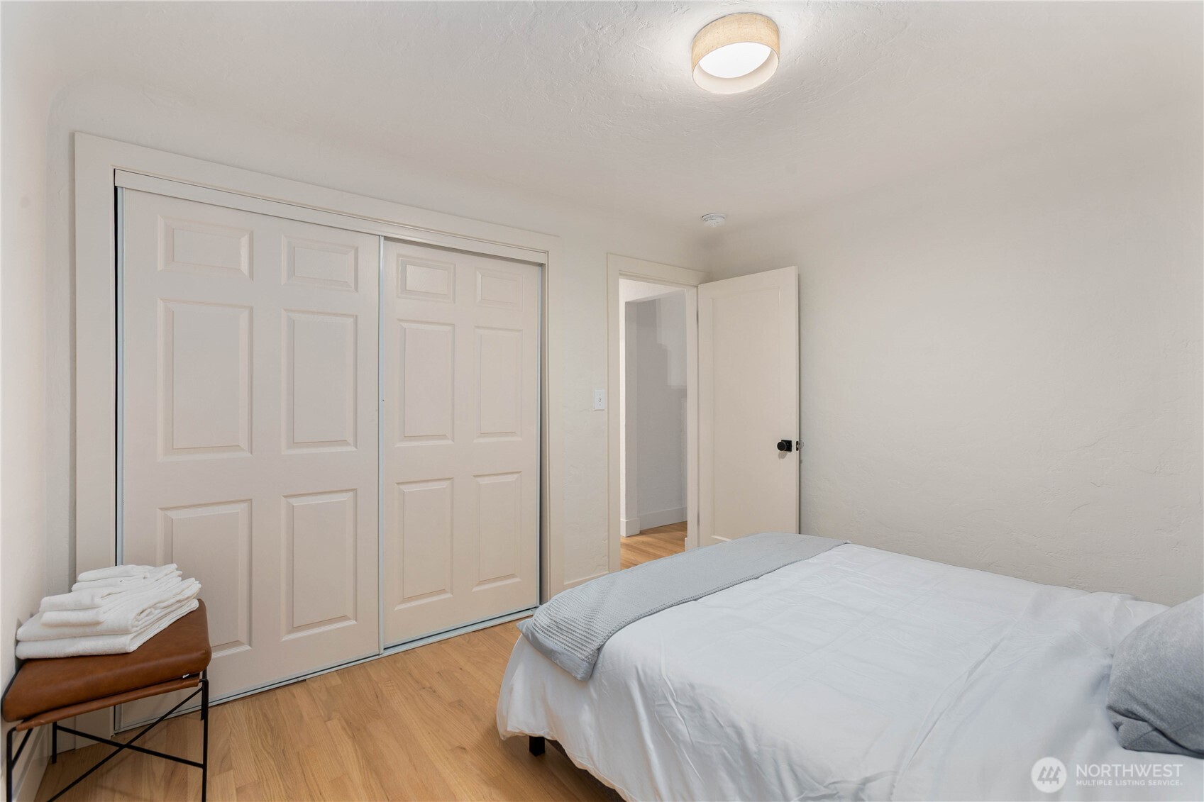 8731 13th Avenue NW, Seattle, WA 98117