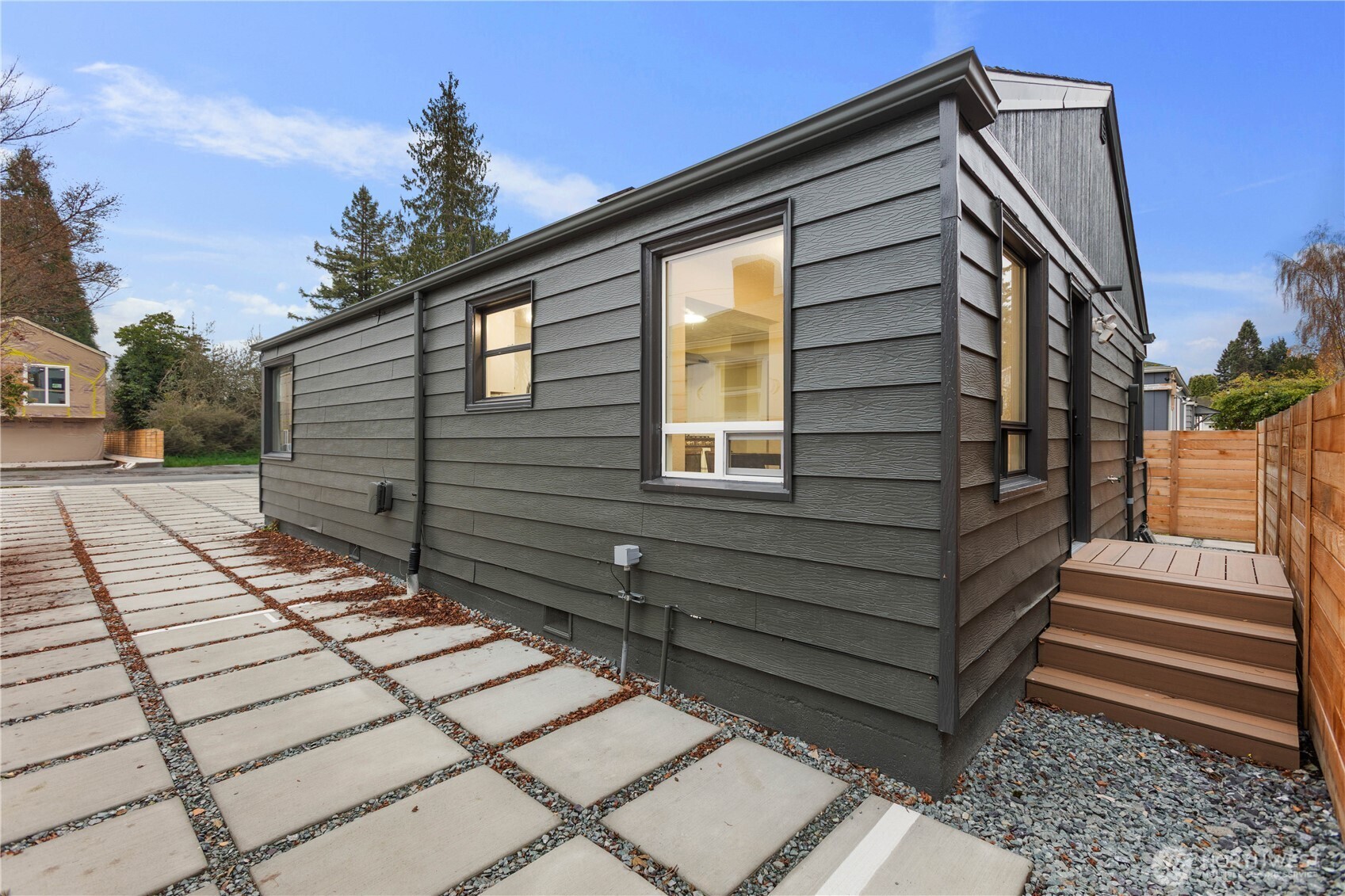 8731 13th Avenue NW, Seattle, WA 98117