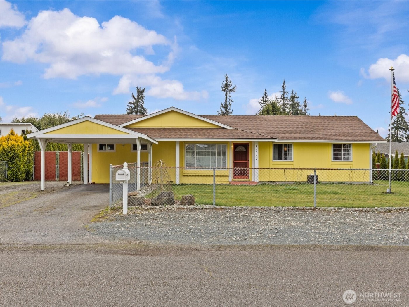 6200 84th Place NE, Marysville, WA 98270-3340