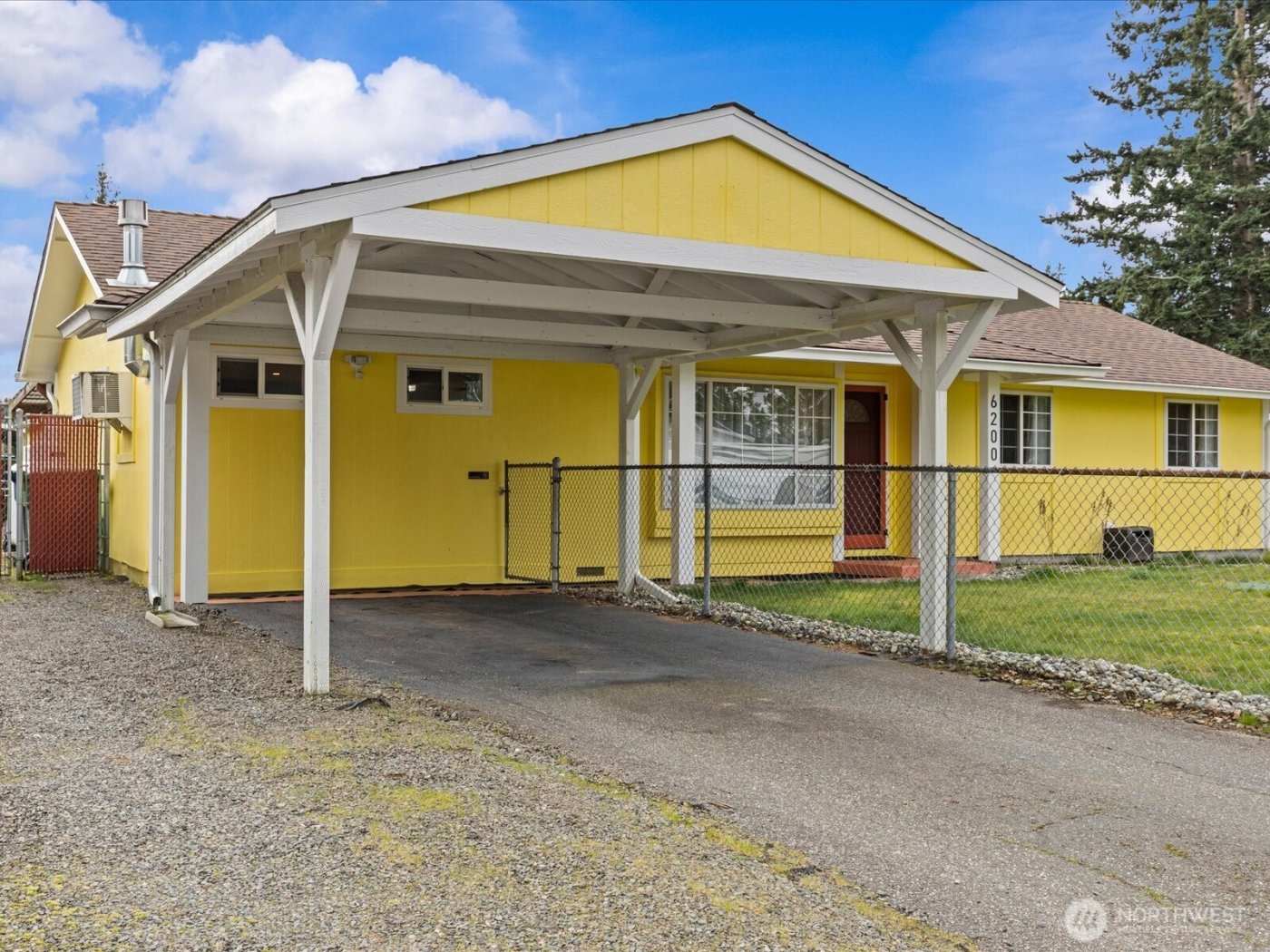 6200 84th Place NE, Marysville, WA 98270-3340