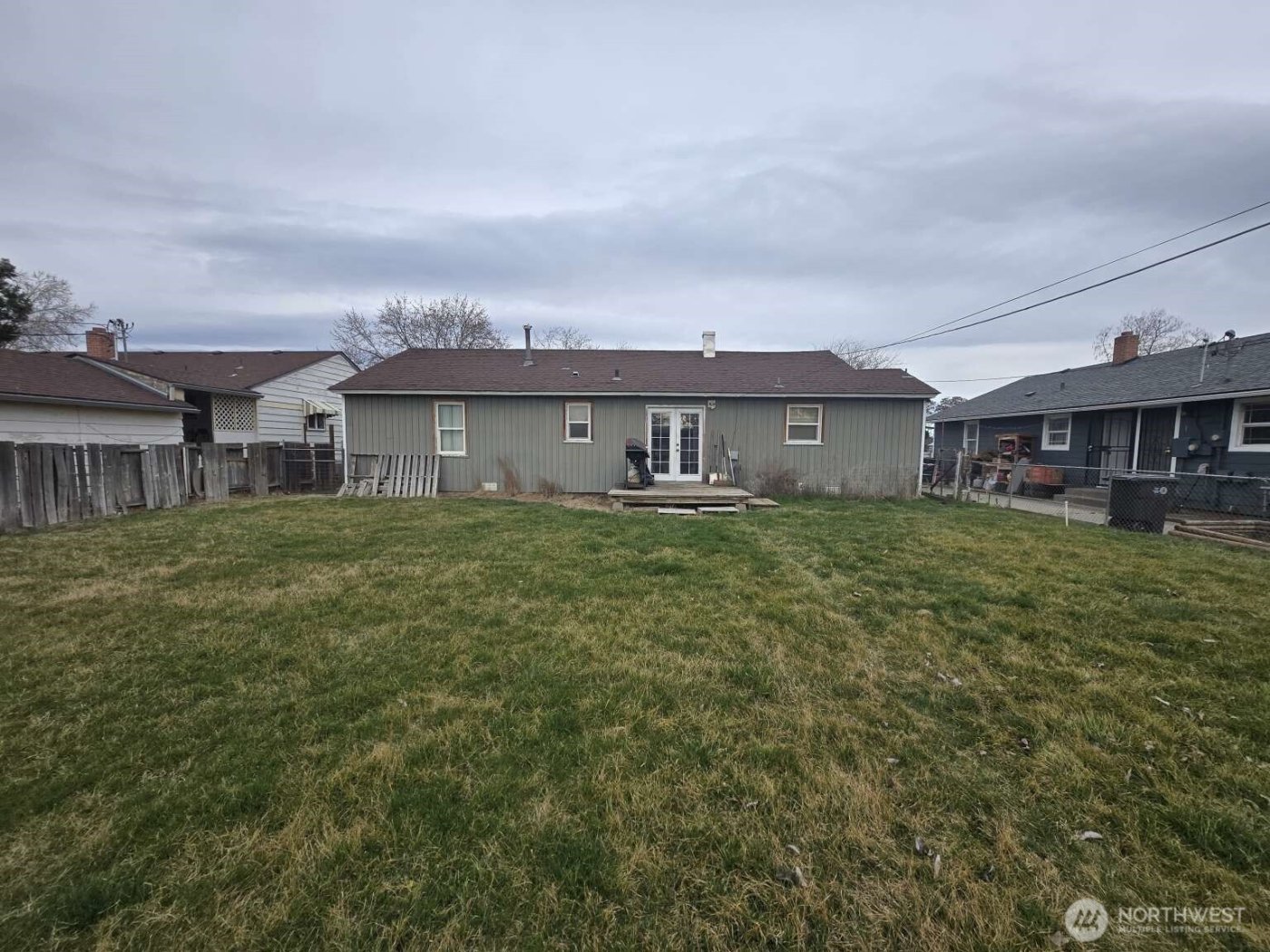 1318 S 6th Avenue , Yakima, WA 98902